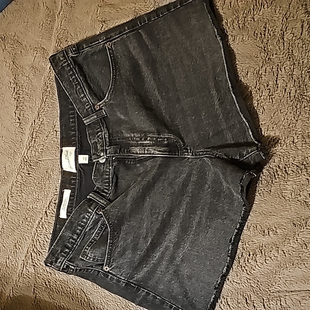 Universal Thread Black Denim Shorts Size 14